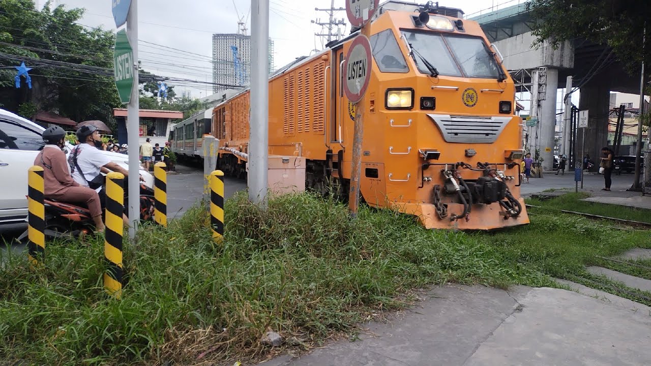 PNR Trains in Paco (Part 5)