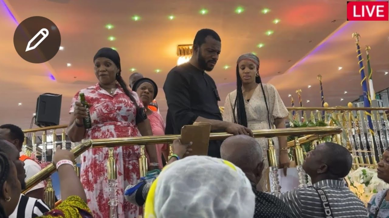 EVANG EBUKA OBI LIVE STEP FROM ALTAR AFTER WEDNESDAY PROGRAM WATCH THE MASSIVE CROWD TO HIS OFFICE 