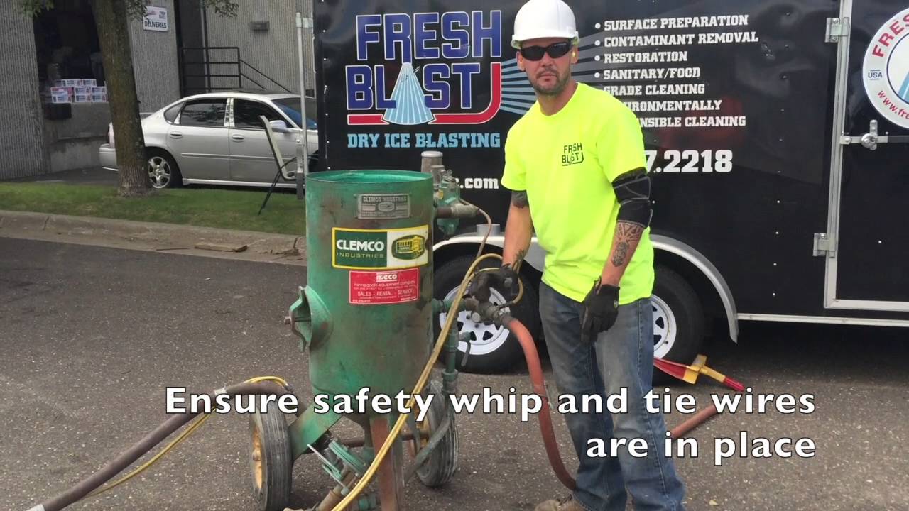 Operating a blast pot