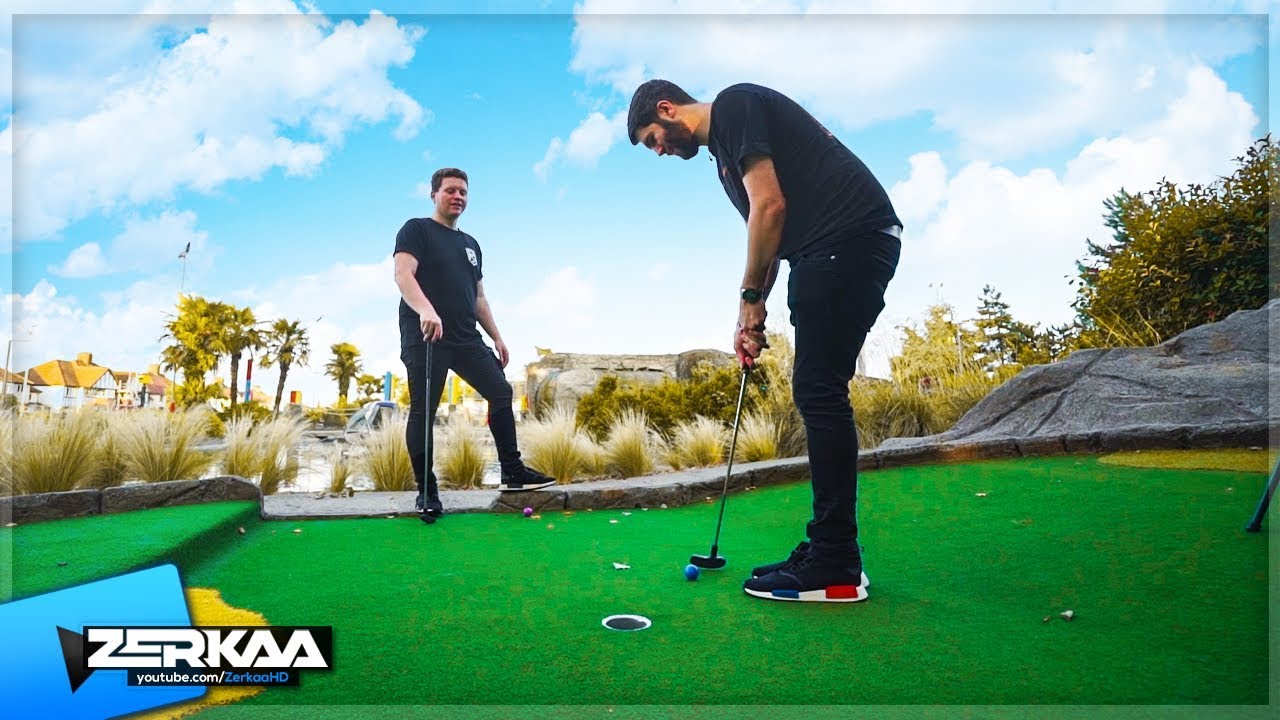 DINOSAUR MINIGOLF WITH BEHZINGA