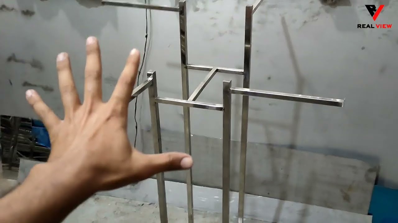 এস এস স্টীলের ডিসপ্লে হ্যাংগার স্টান্ড। SS steel cloth Display Hanger Stand.