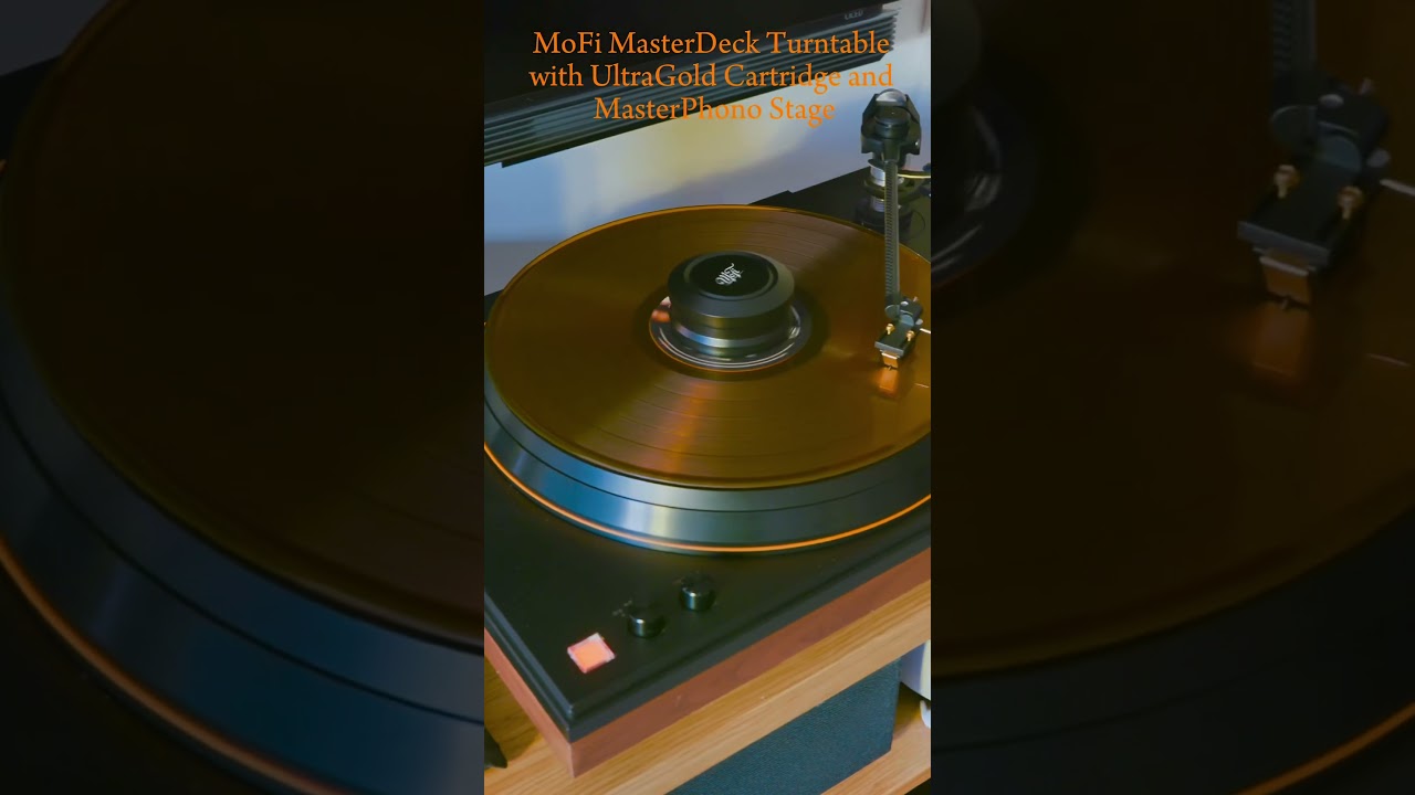 MoFi MasterDeck Turntable with UltraGold Cartridge and MasterPhono Stage