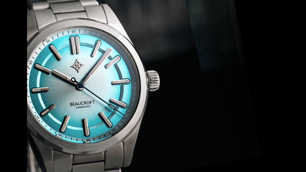 Beaucroft Element - Exploring the details of the Glacial Blue in the metal!