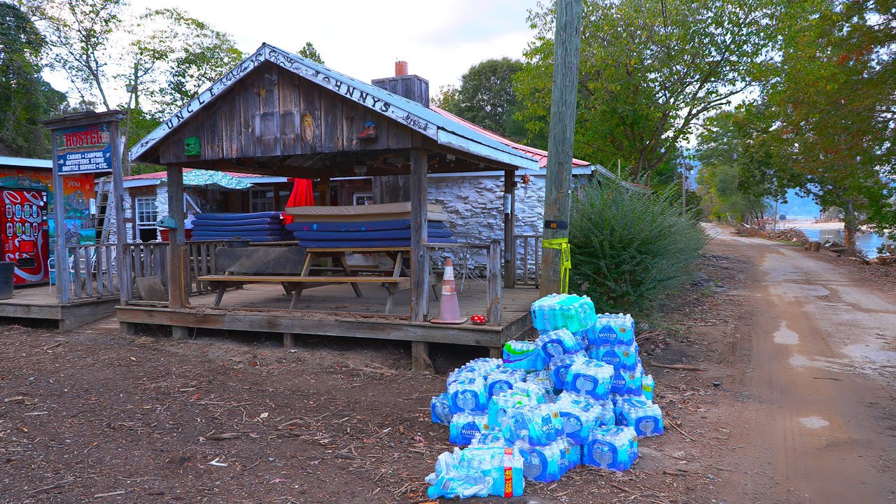 Эрвин, Теннесси, 19 дней спустя после урагана «Хелен» | Затоплено общежитие дяди Джонни | Мост Че...
