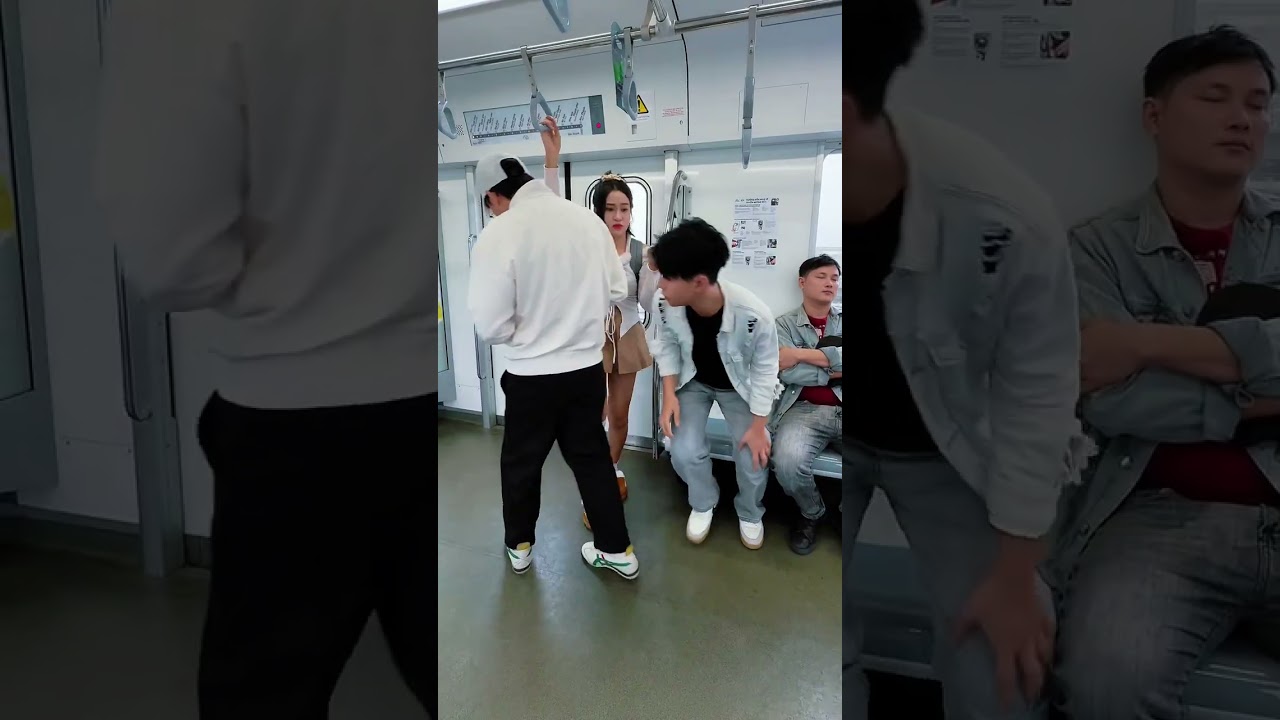 True Gentleman: Helping an injured girl! #kindmoments #kindness #respect