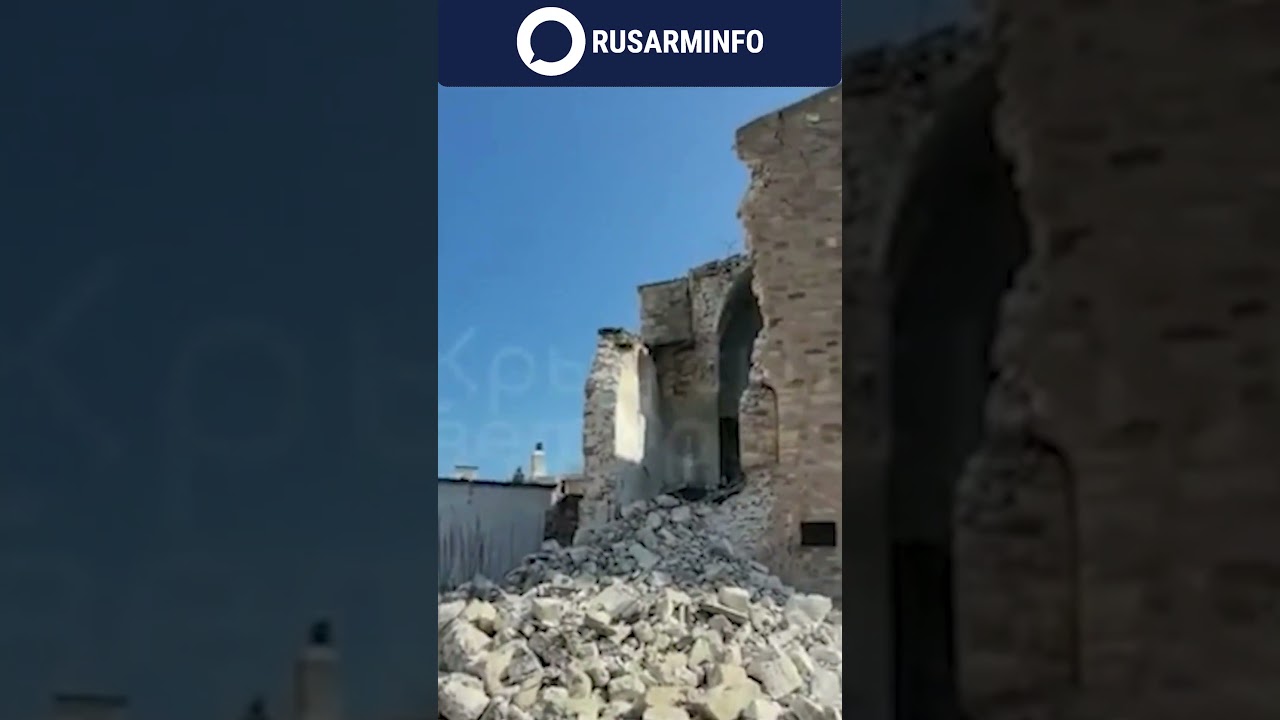 Армянский храм XV века рушится в Крыму