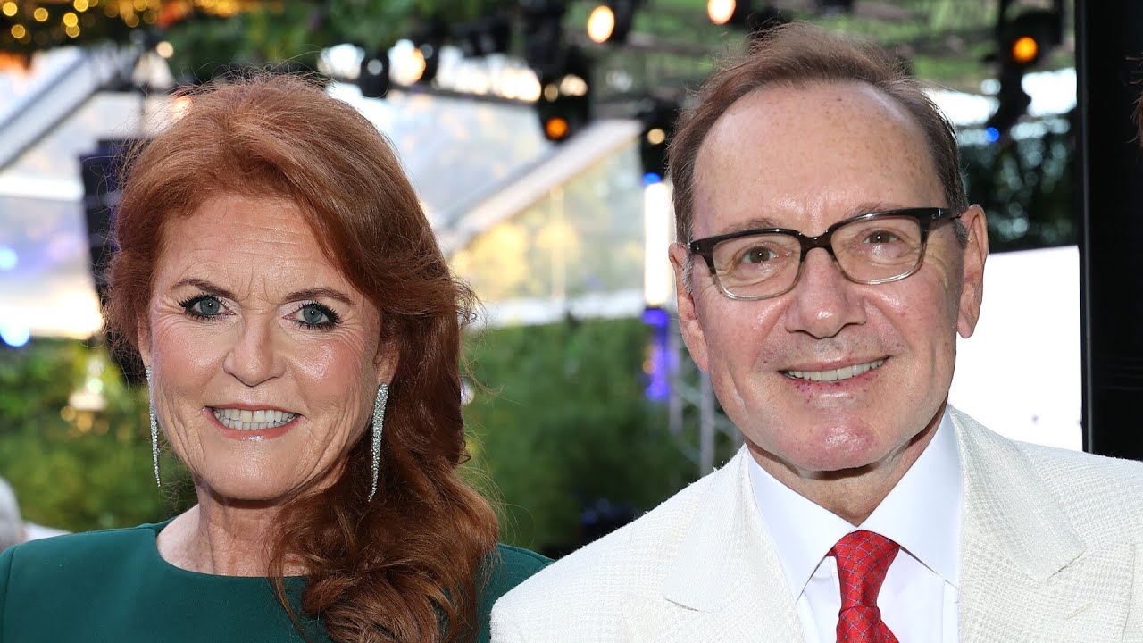 ‘Last thing Buckingham Palace wants to see’: Fergie spotted with Kevin Spacey in Italy