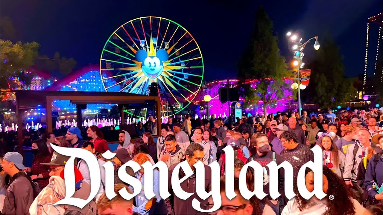 🔴💫 Disneyland Live Stream - World Of Color 🌈 Paint The Night ✨ Halloween Screams 👻 Rides 🎢