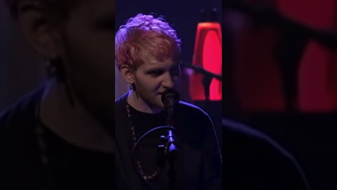 LAYNE STALEY F***S UP AT MTV UNPLUGGED