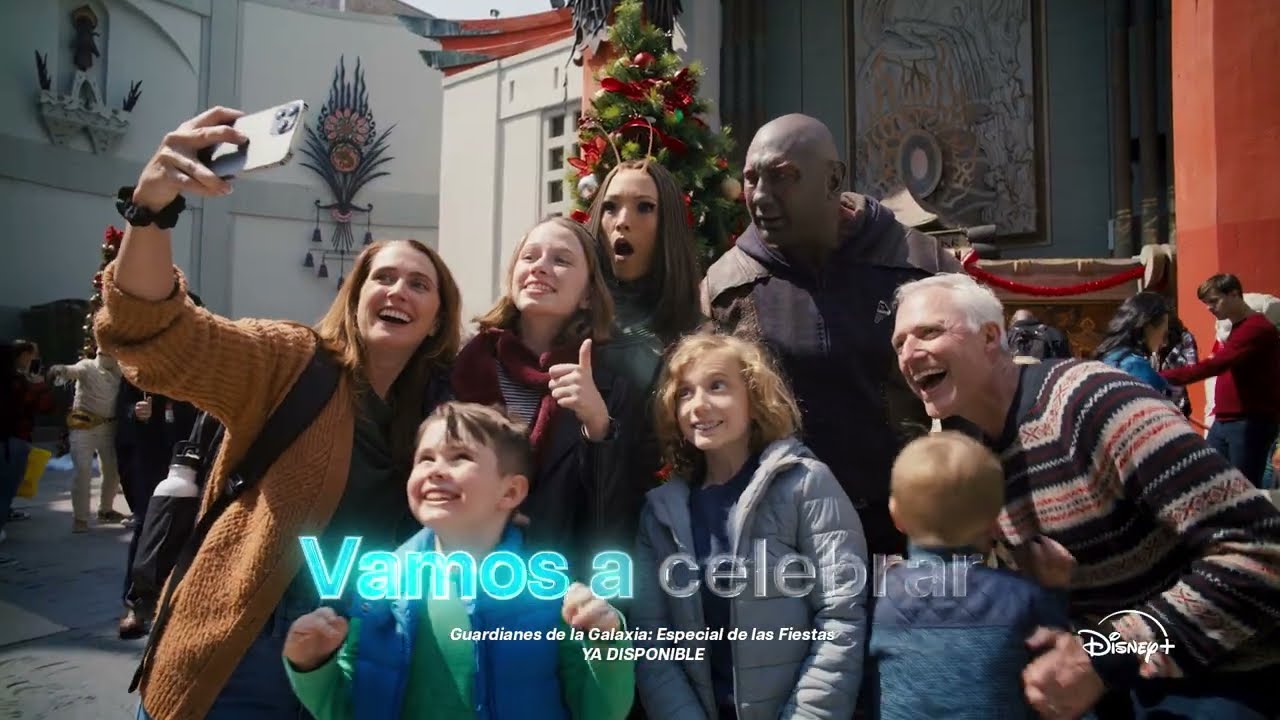 Todo lo que amas de las fiestas está en Disney+