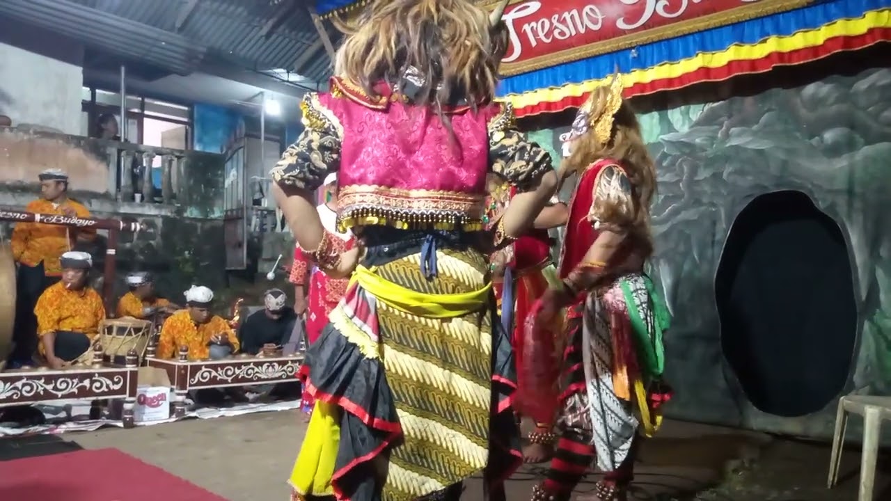 Tarian buto-butoan Tresno Budoyo kemiren Banyuwangi
