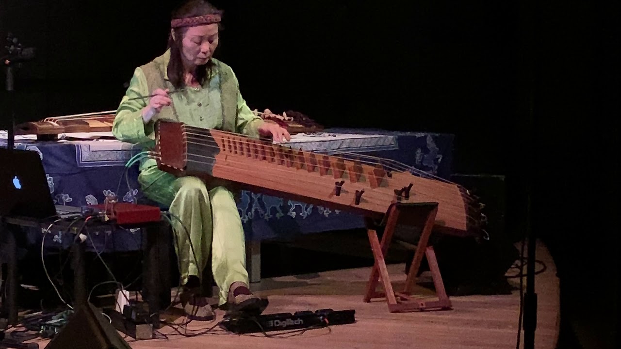 Jin Hi Kim - solo electric komungo - at Roulette 2020