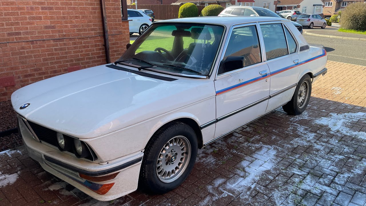 BMW E12 M535i South African lightweight walk around