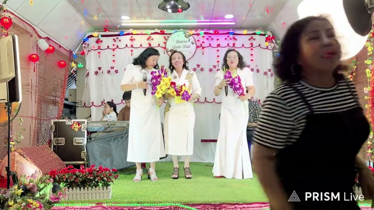 Ca Khúc: hoa tím người xưa  |Trình bày:  chị mộng Hương  | Hát với nhau Bolero Quốc Đạt.