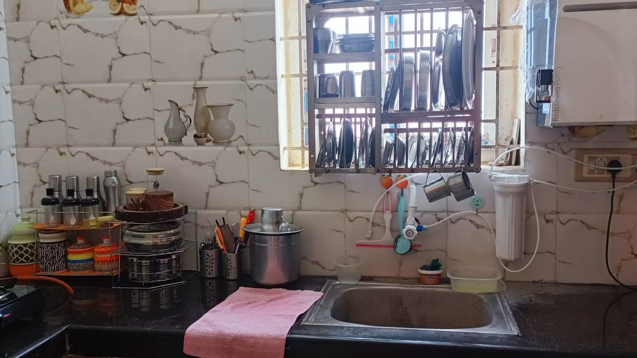 Kitchen tour in tamil#non modular kitchen tour#kitchen organisation idea's#@vloggingstarabi9215