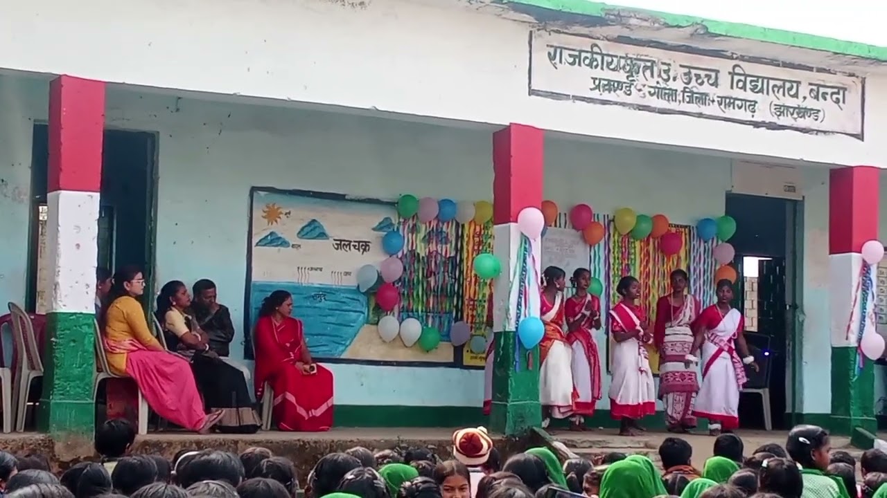  आज हम लोग का फेयरवेल हो गया school mein miss you school 🏫🏫 like comment share and subscribe##vlog 
