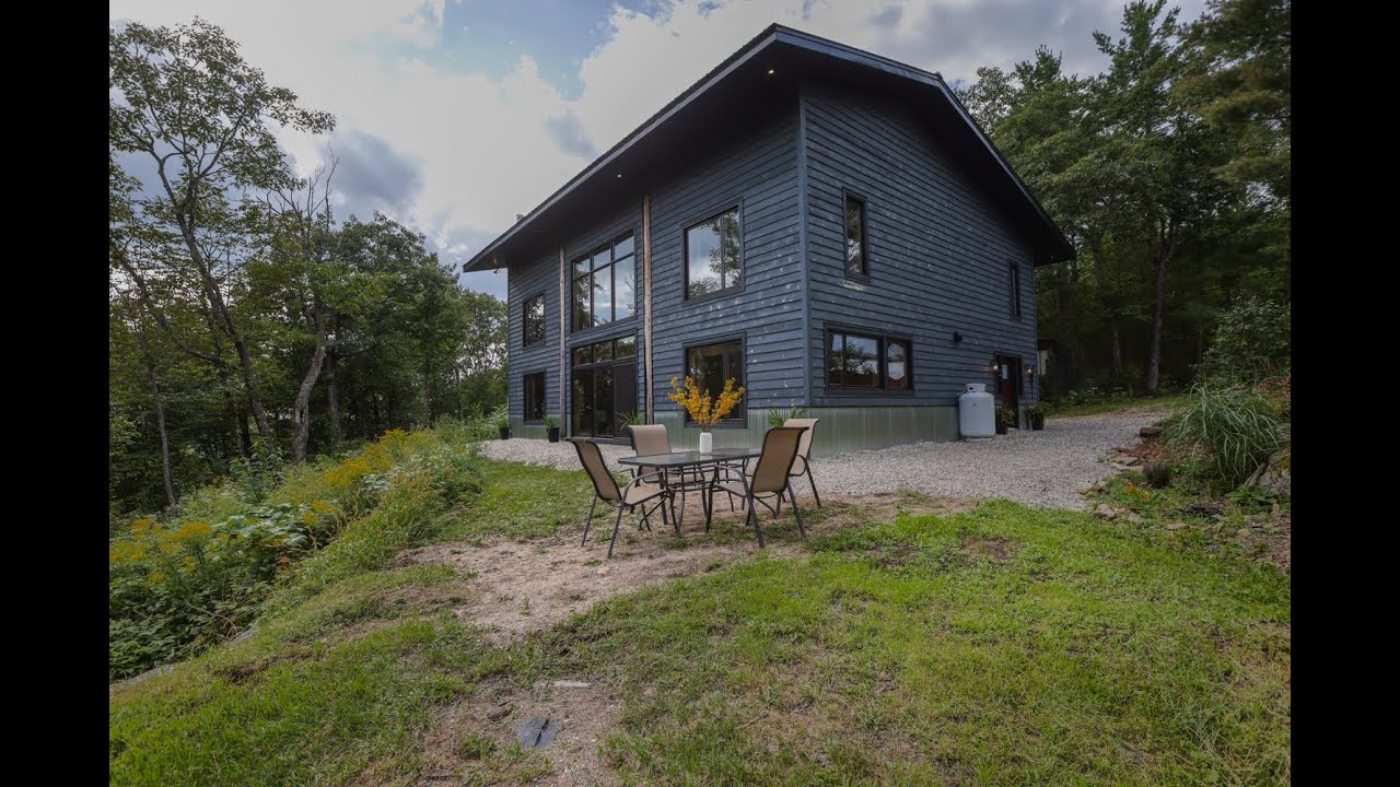 71 ch Wood Smoke, Wakefield Quebec