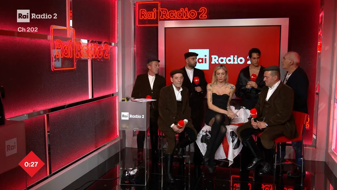 Intervista a Mahmood e I Tenores di Bitti (4ª serata) - Radio2 a Sanremo