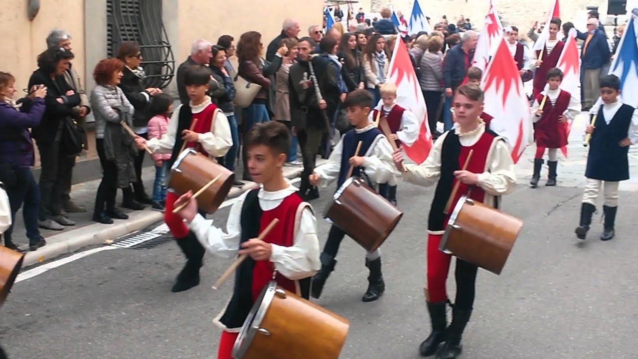 Fraschetti Riccardo Sbandieratori di SanGemini Ottobre 2015