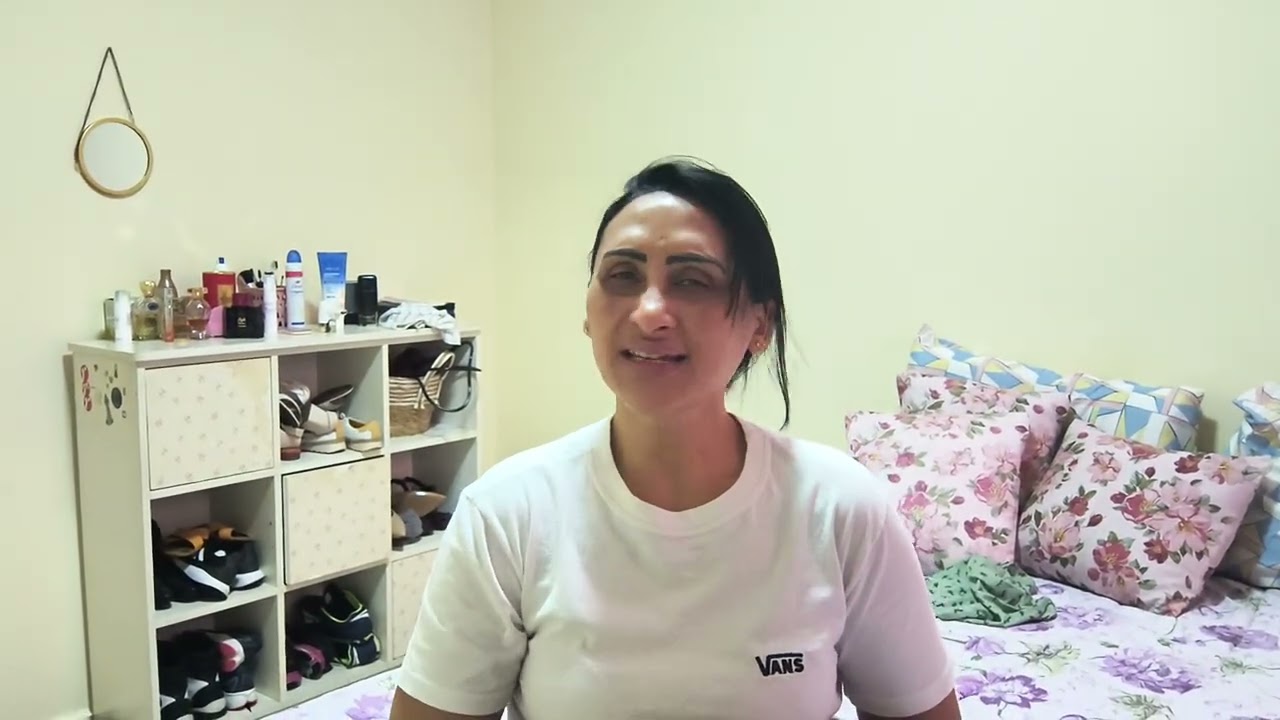 ARRUMANDO A CAMA E USANDO ESTA ROUPA