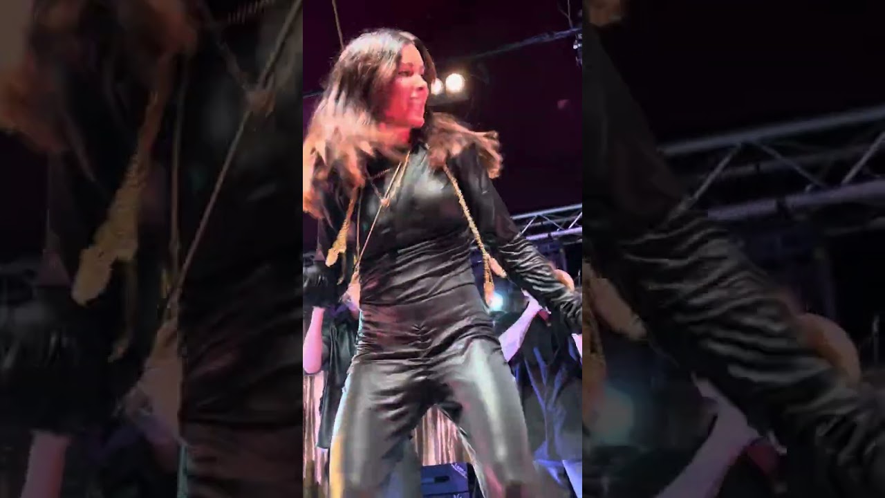 Jenifer au cabaret sauvage- tant que tu me tiens