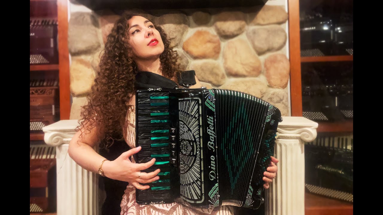 DINOSTUIBBKGR - Black Emerald Dino Baffetti Piano Accordion LMM 30 72 $4999