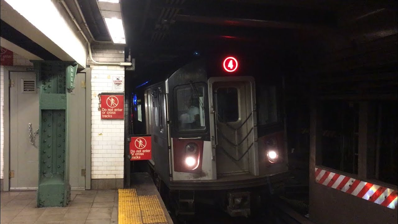 IRT Eastern Pkwy Line: (2) (3) Local and (4) (5) Express Trains @ Nevins Street (R62, R142, R142A)