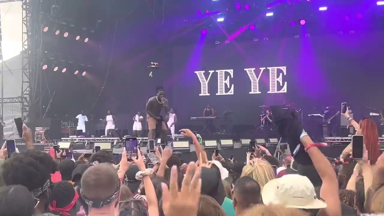 BURNA BOY - YE (Live in les Ardentes - July 2022)