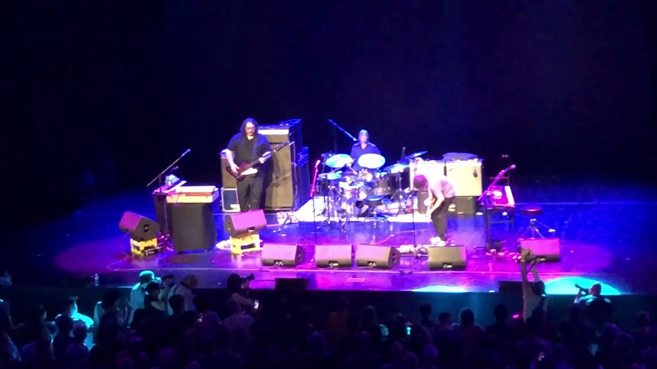 Yo La Tengo - live at Madrid, Principe Pio Music Station - 2 May, 2023