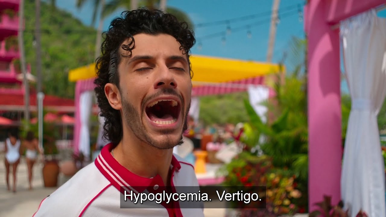 Very very very very best ophthalmologist | Acapulco TV Series 2021