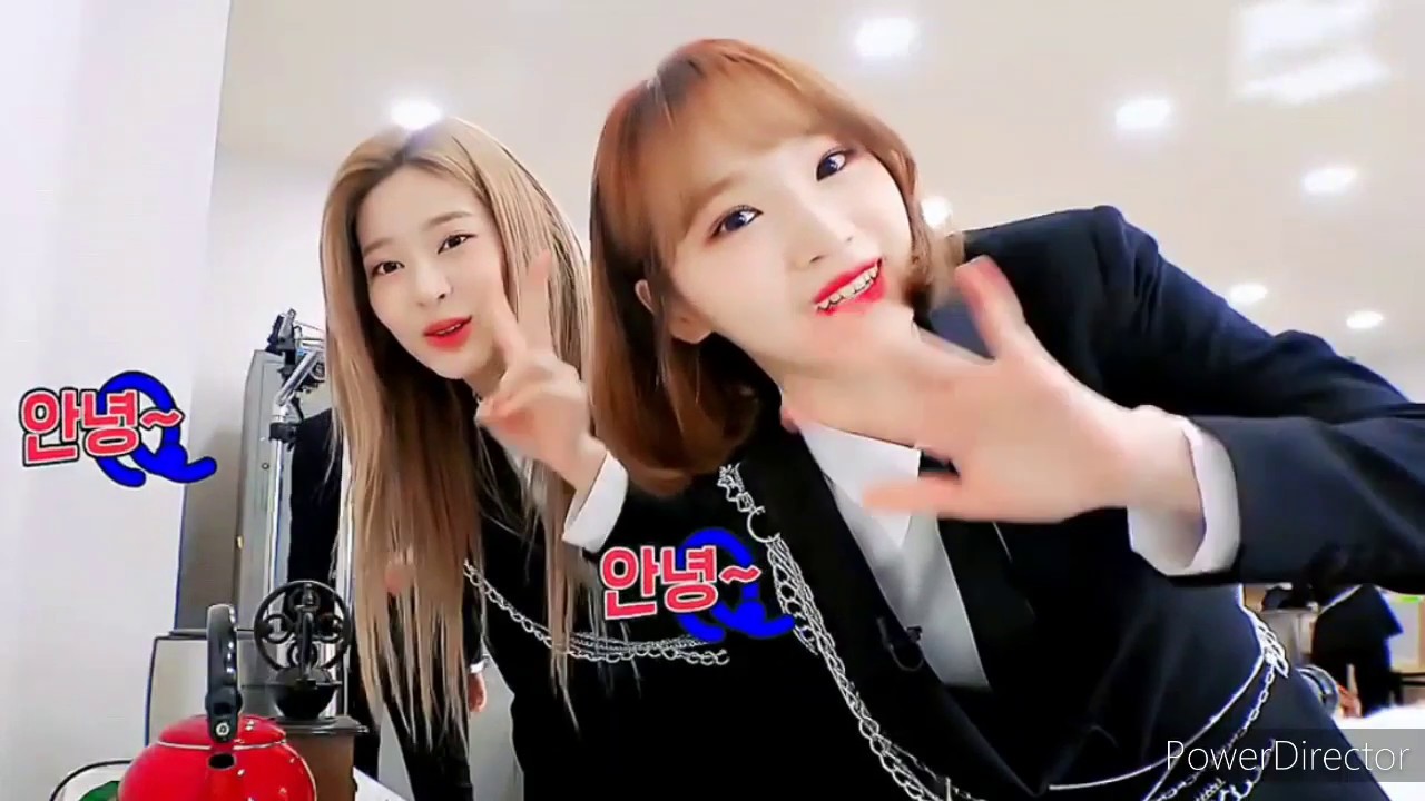 Just 2KIM Crumbs | Kim Chaewon and Kim Minju IZ*ONE (아이즈원) Moments