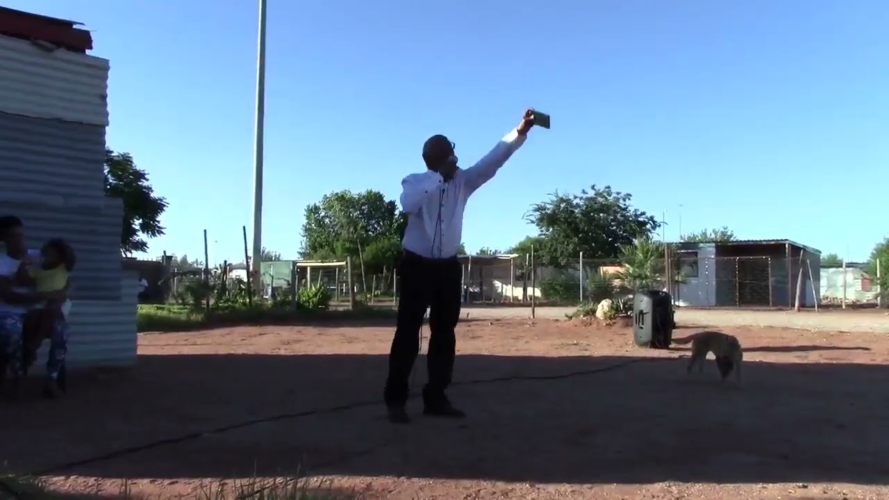 GOD: As Hy Maar Net Nie Sy Hand Sal Uitsteek