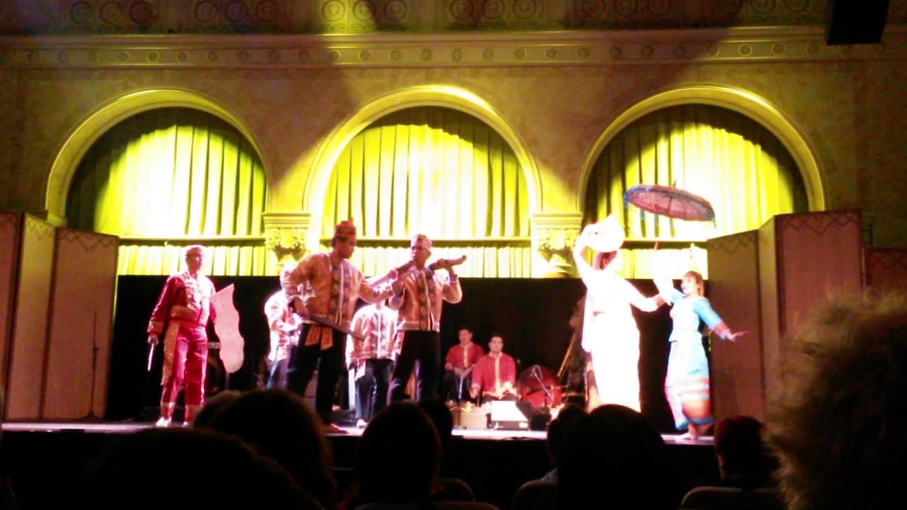 Philippine Indenpendence Day - Bayanihan Folk Dance