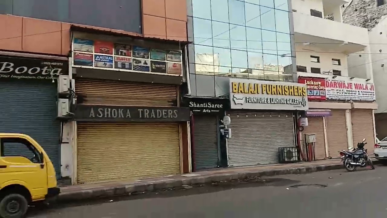 Going to the aminabad medicine market lucknow e rickshaw vlog।।