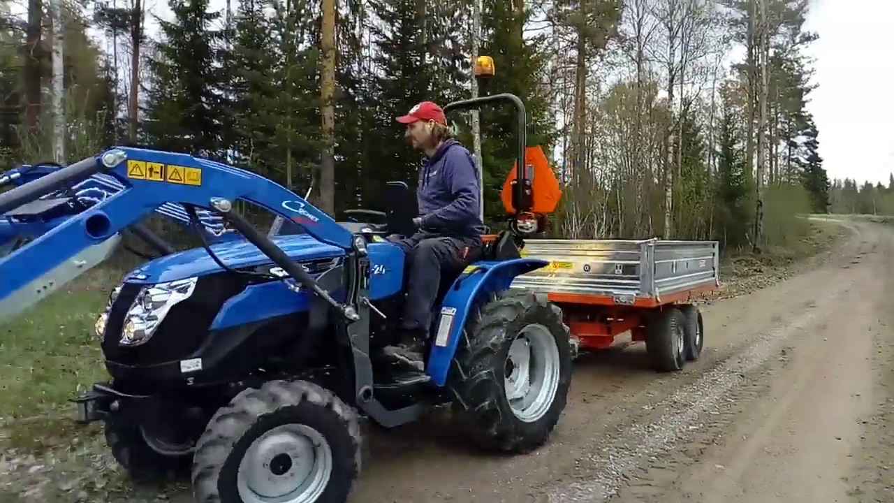 Kompakttraktor Solis 20 med tippvagn