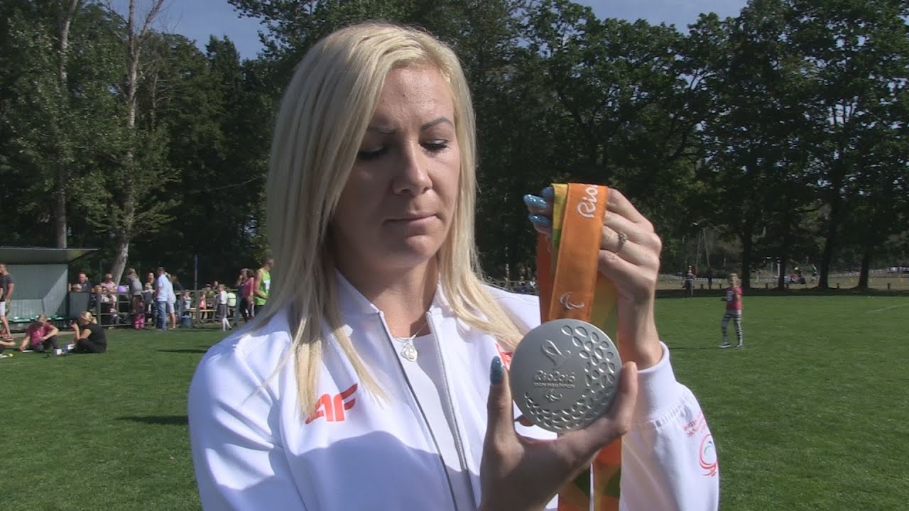 Powitanie Karoliny Kucharczyk, srebrnej medalistki Paraolimpiady Rio 2016