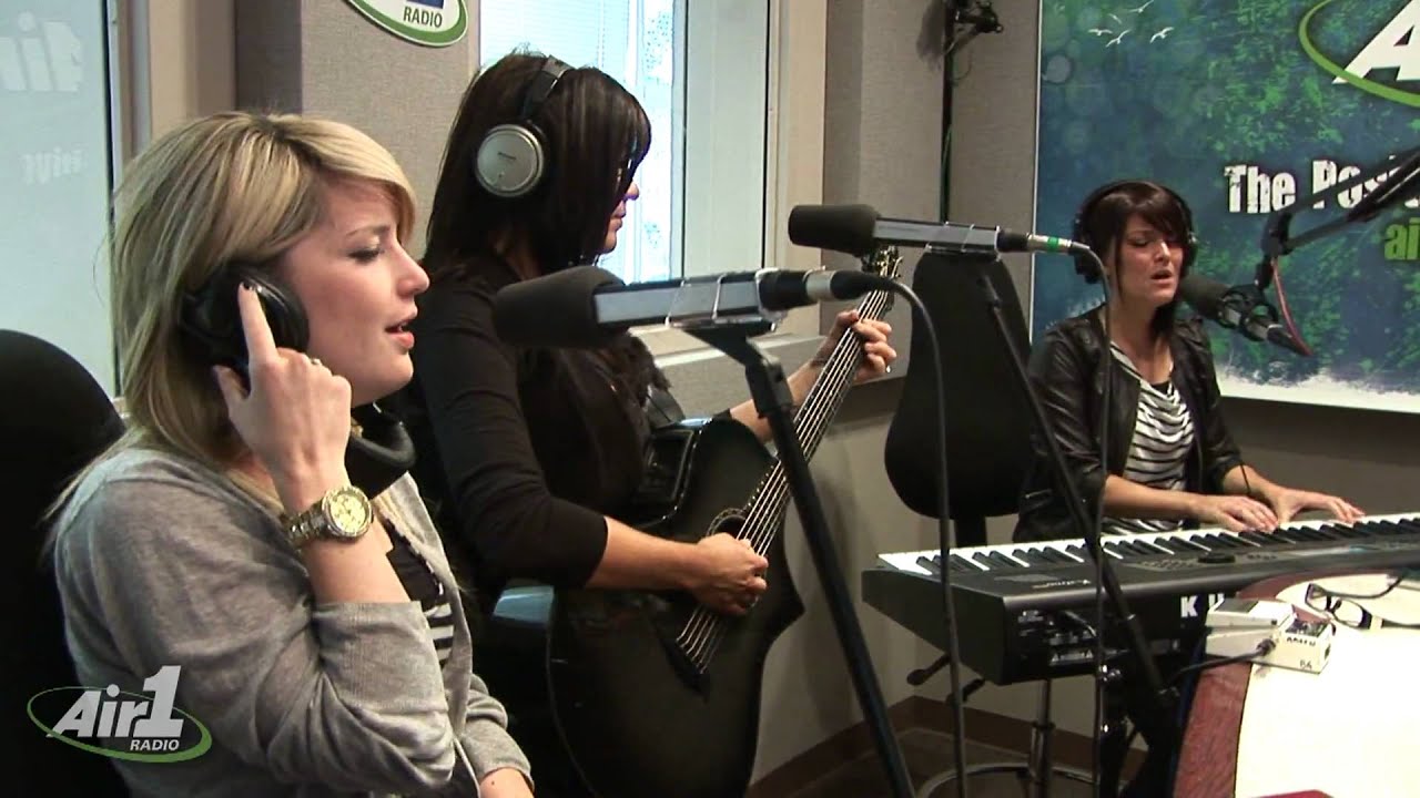 Air1 - BarlowGirl 
