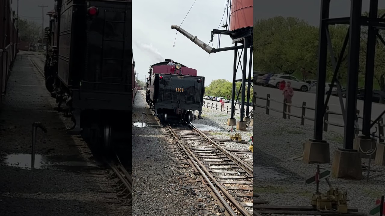 Filling up the tender and backing up the locomotive #steamlocomotive #steamengine #tender