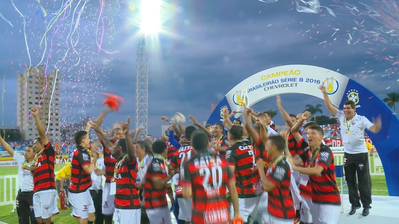 Atlético-GO comemora o título do Brasileirão Série B 2016