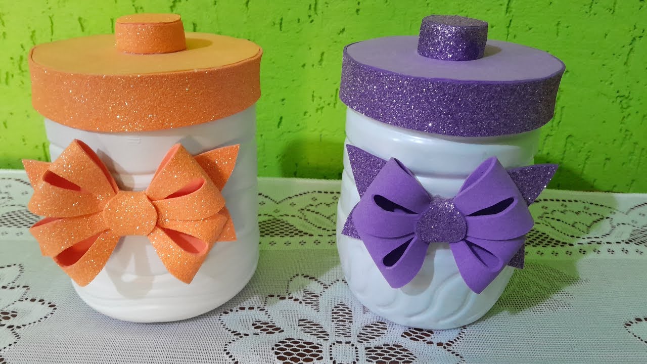 ORGANIZADOR FEITO COM GARRAFA DE ÁGUA SANITÁRIA