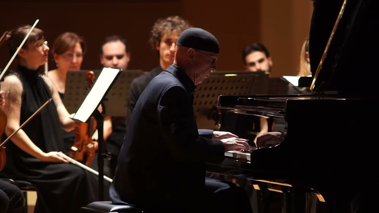 Stefan Arnold - Mozart Piano Concerto in B-flat Major, K595  (LIVE)