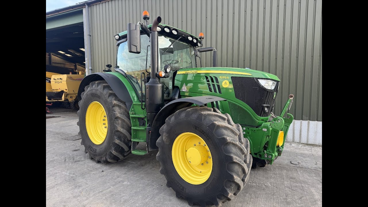 John Deere 6215R