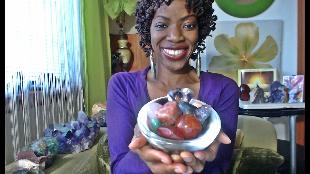 How To CHOOSE The (RIGHT) Healing Crystals - 3 POWERFUL TIPS!