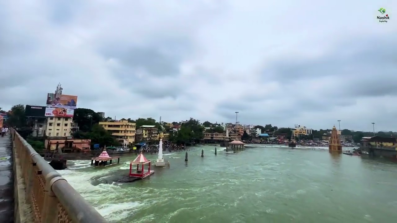 Godavari River overflows Water level up in Gangapur Dam Nashik latest video
