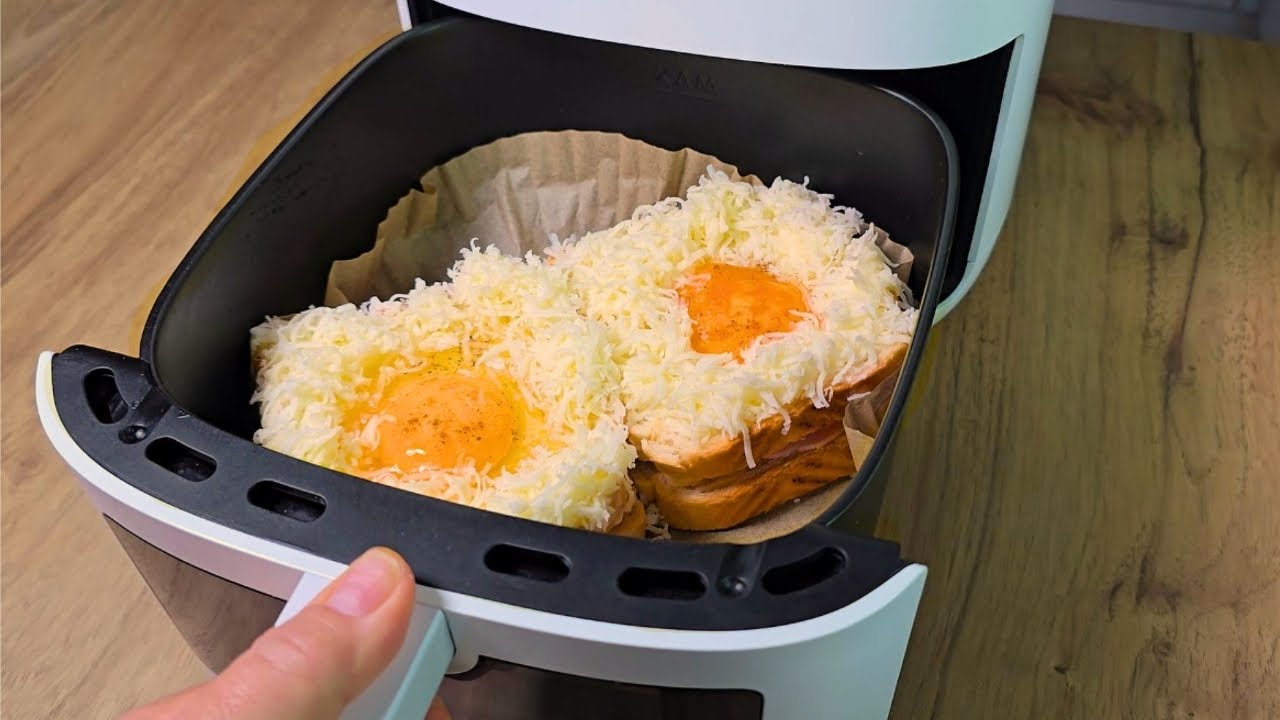 Air Fryer Egg & Cheese Toast Sandwiches | Crispy Outside, Soft Inside