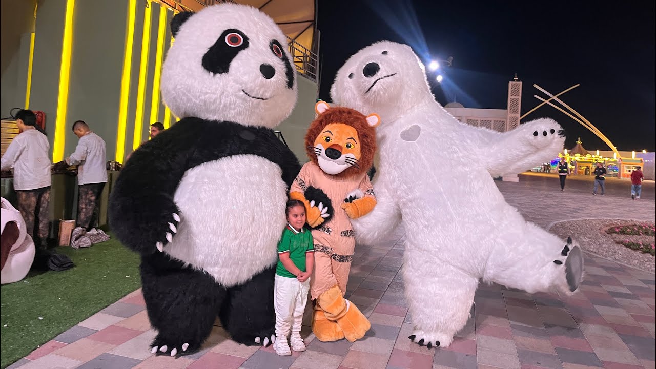 “Magic, smiles, and madness under Sheikh Zayed lights ✨🎩🐼”#SheikhZayedFestival #AbuDhabiVibes 