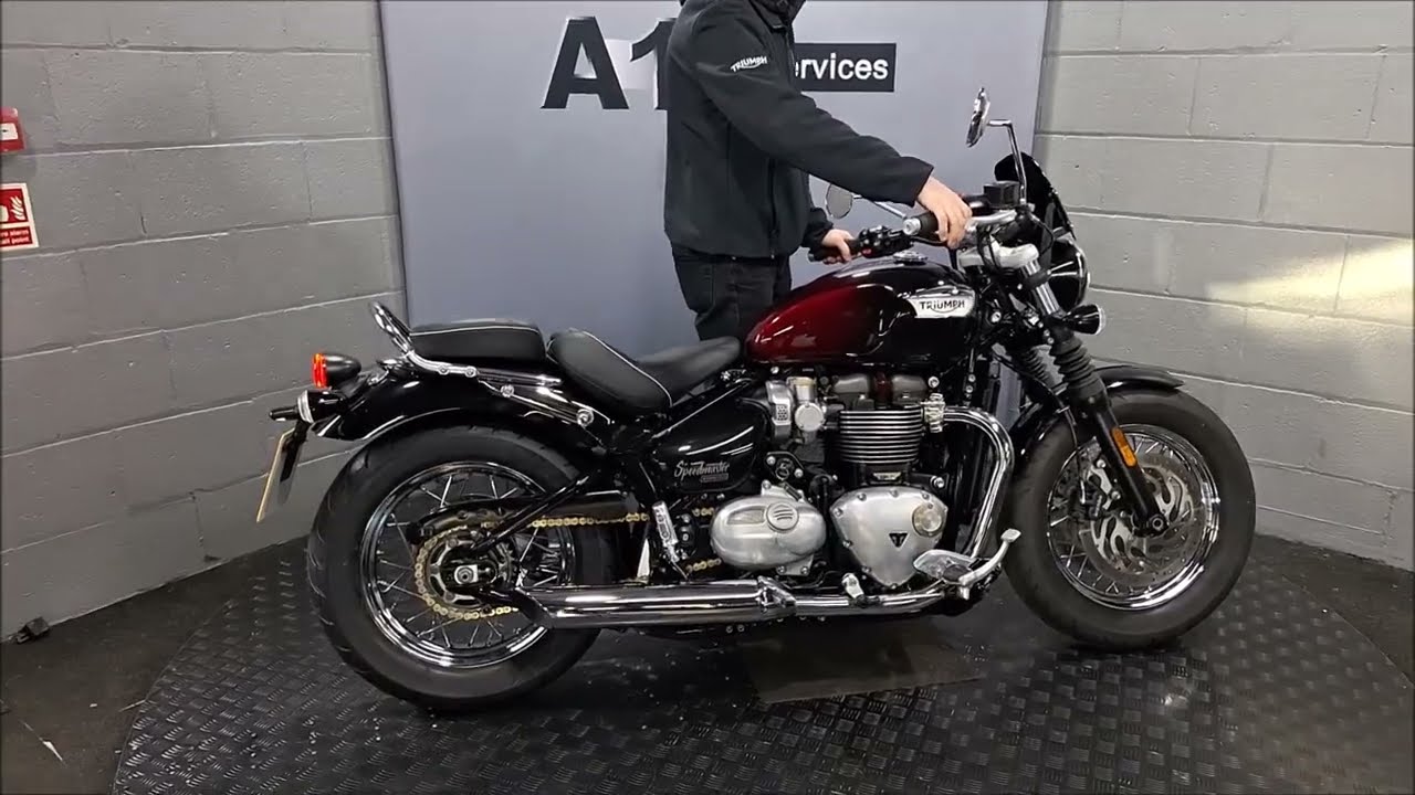 Triumph Speedmaster 1200