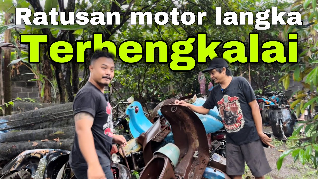 MOTOR ANTIK TERBENGKALAI DI LUMAJANG