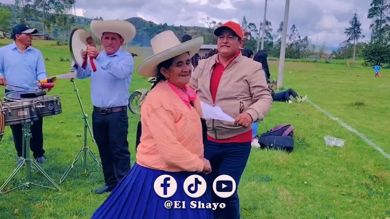TEMA: “Amor por Internet”.Con la Banda típica super proyección Marcopampa el Arenal...💃🕺