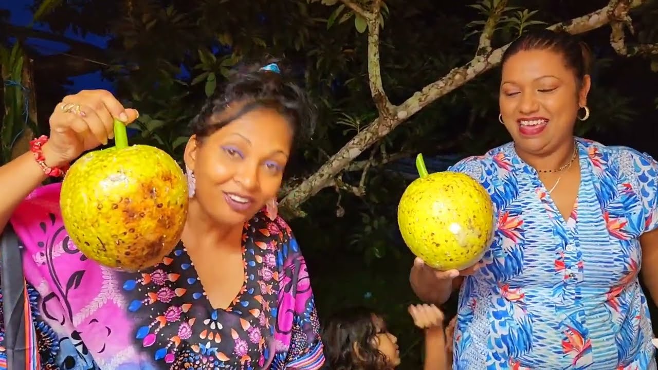 The BOSS of Buss Up Shut ROTI, in Trinidad 🇹🇹 Ravi, Rena's Backyard cooking.